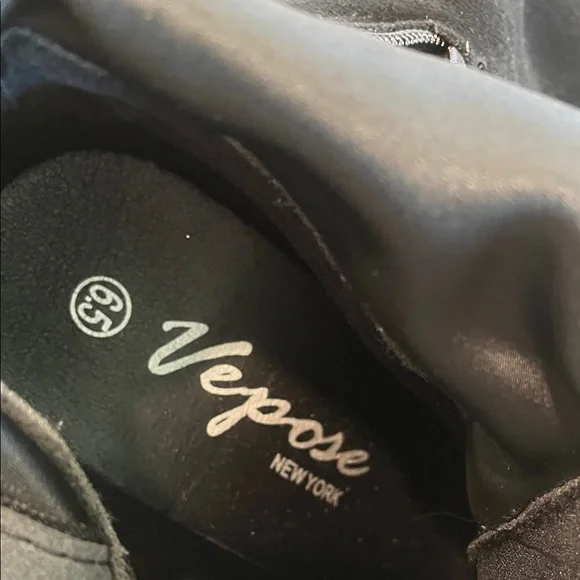 Vepose Black Heeled Boots for Women - Picture 9 of 10